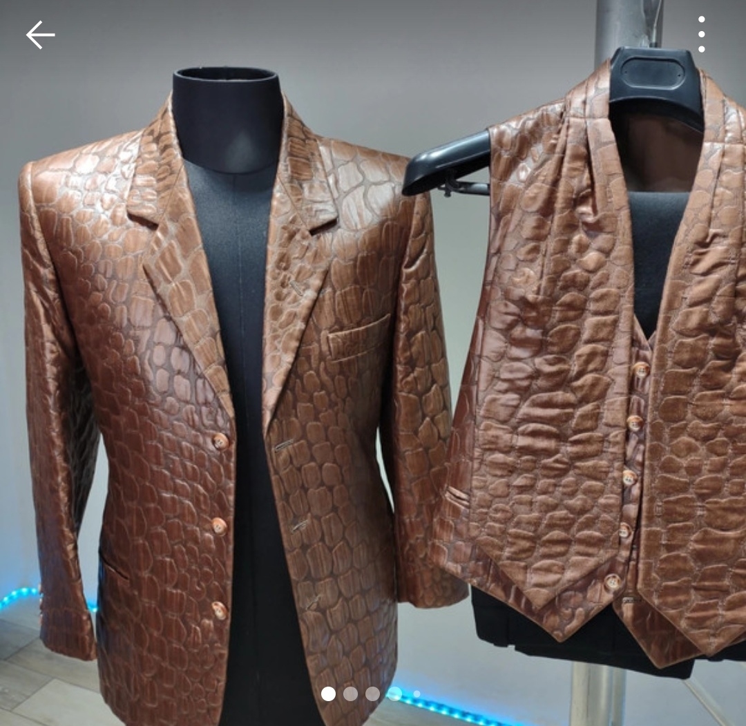https://rehost.diberie.com/Picture/Get/f/100167