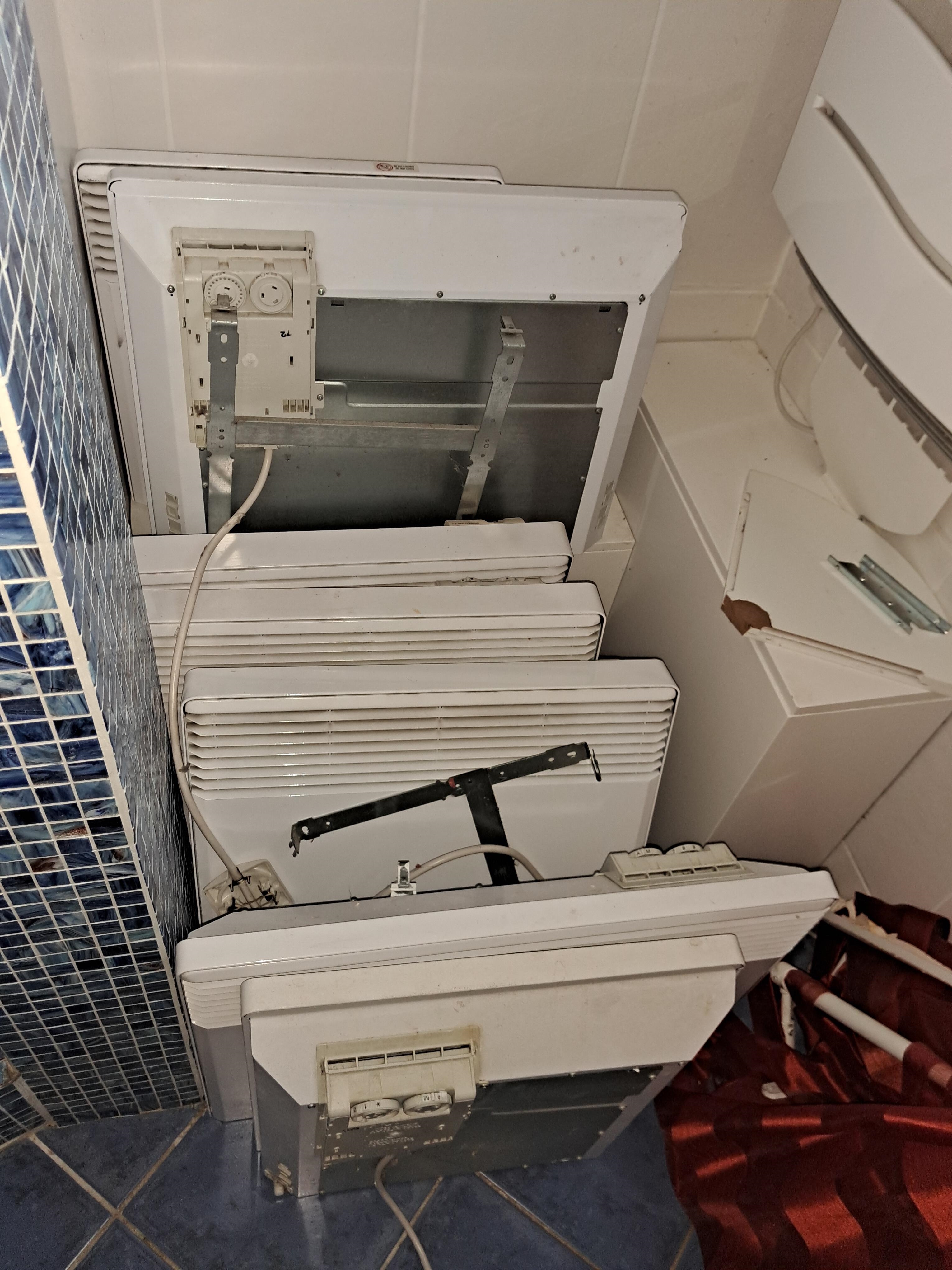 https://rehost.diberie.com/Picture/Get/f/155171