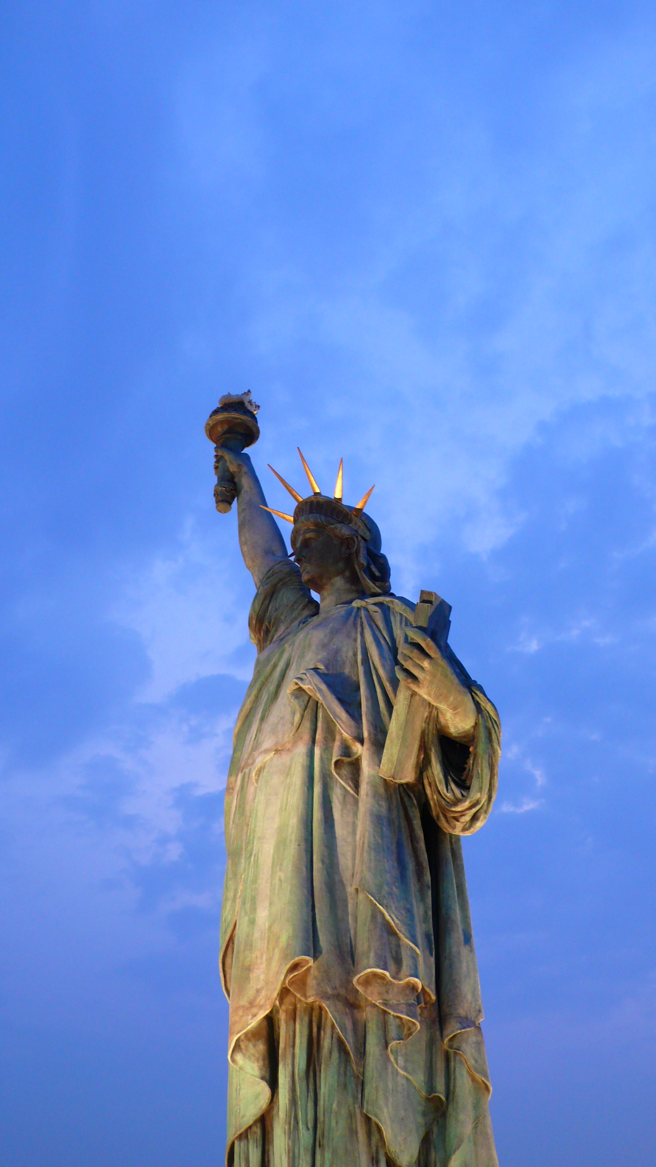 https://rehost.diberie.com/Picture/Get/f/156942