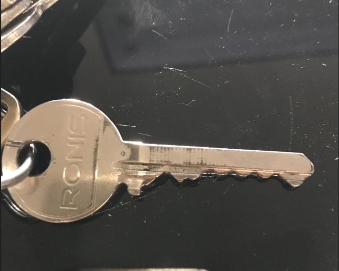 https://rehost.diberie.com/Picture/Get/f/226761