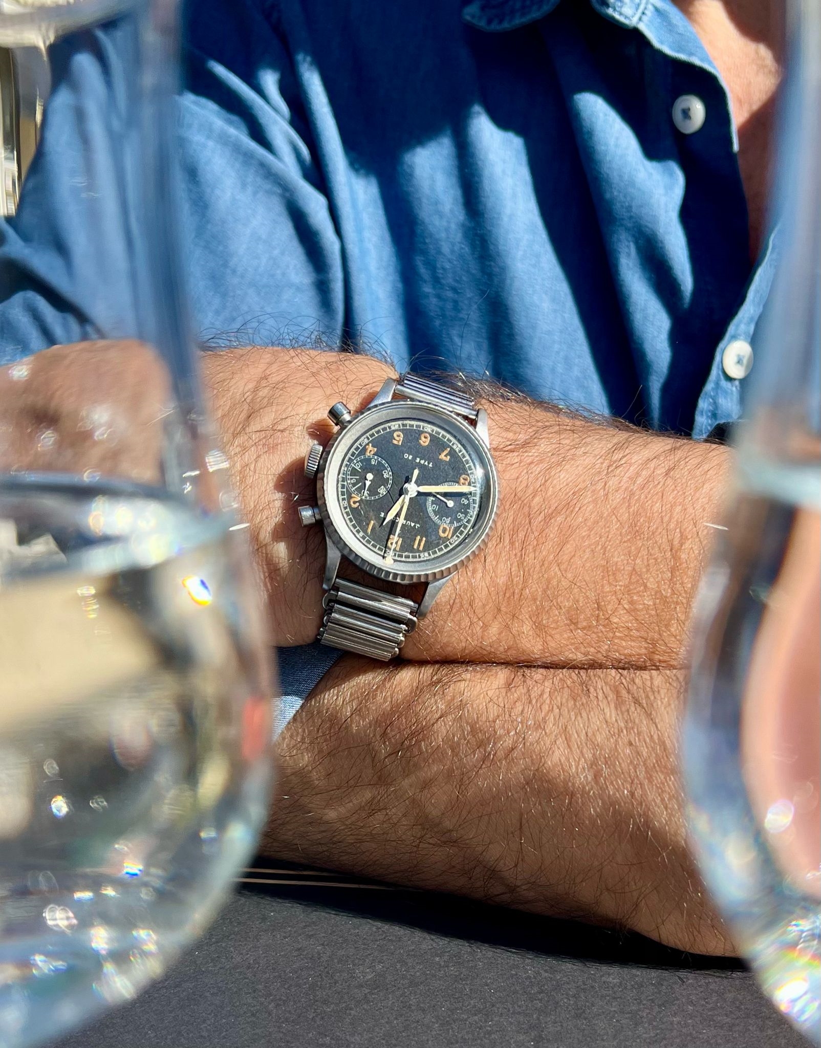 Feu de vos montres d'aviateur, ou inspirées du monde aéronautique - Page 40 254209