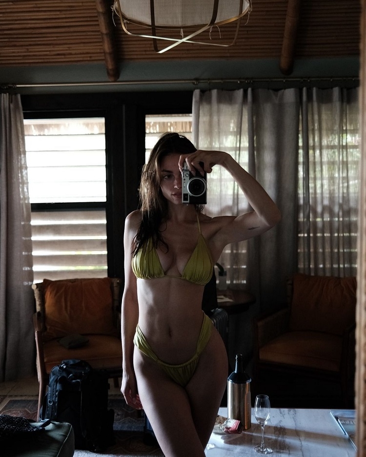 https://rehost.diberie.com/Picture/Get/f/321619
