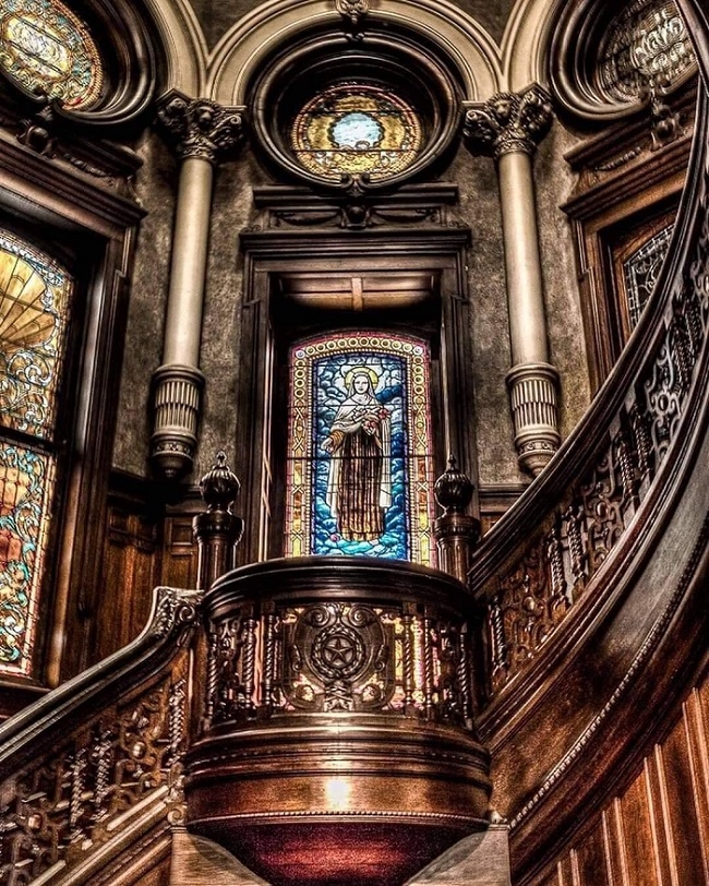 https://rehost.diberie.com/Picture/Get/f/322111
