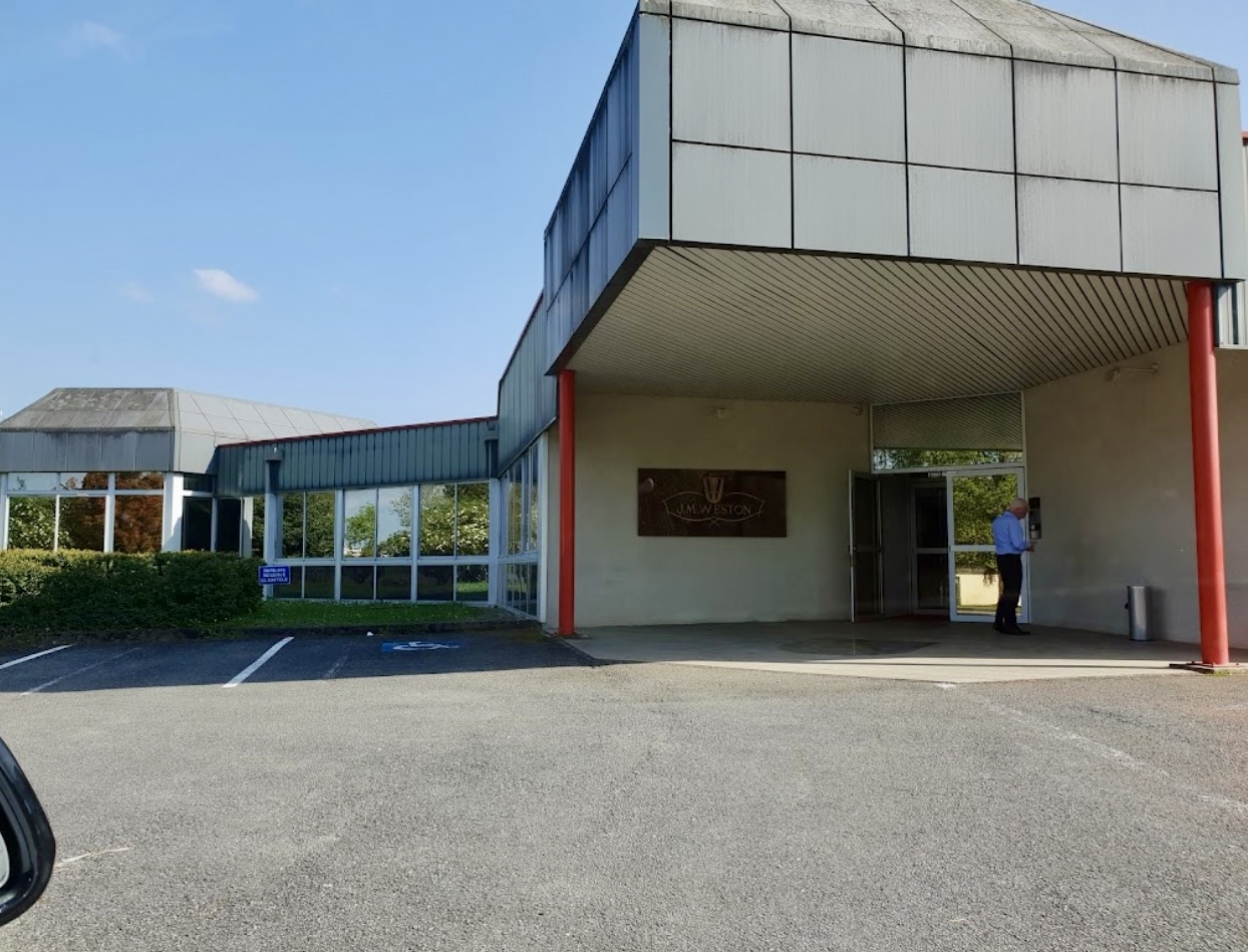 https://rehost.diberie.com/Picture/Get/f/329373