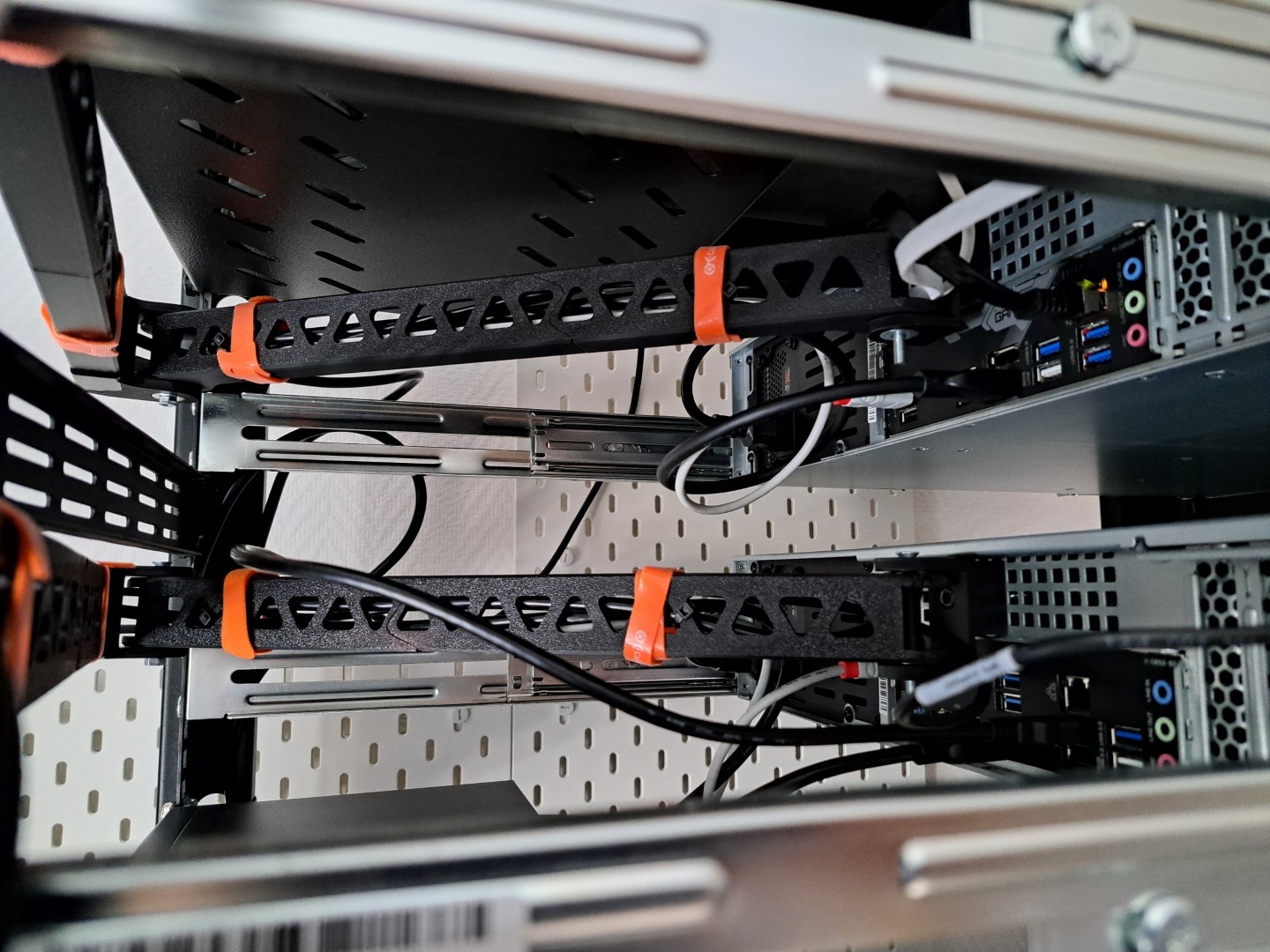 https://rehost.diberie.com/Picture/Get/f/495113