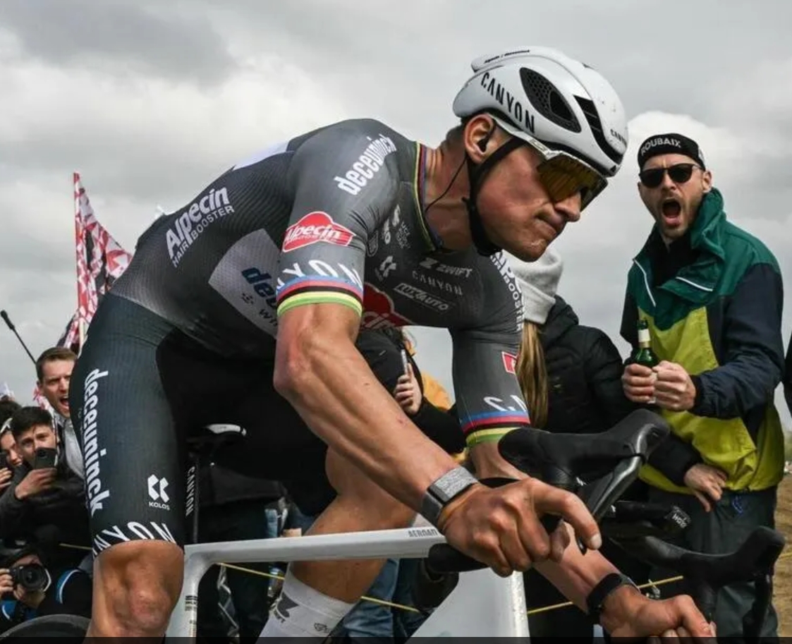 https://rehost.diberie.com/Picture/Get/f/503772