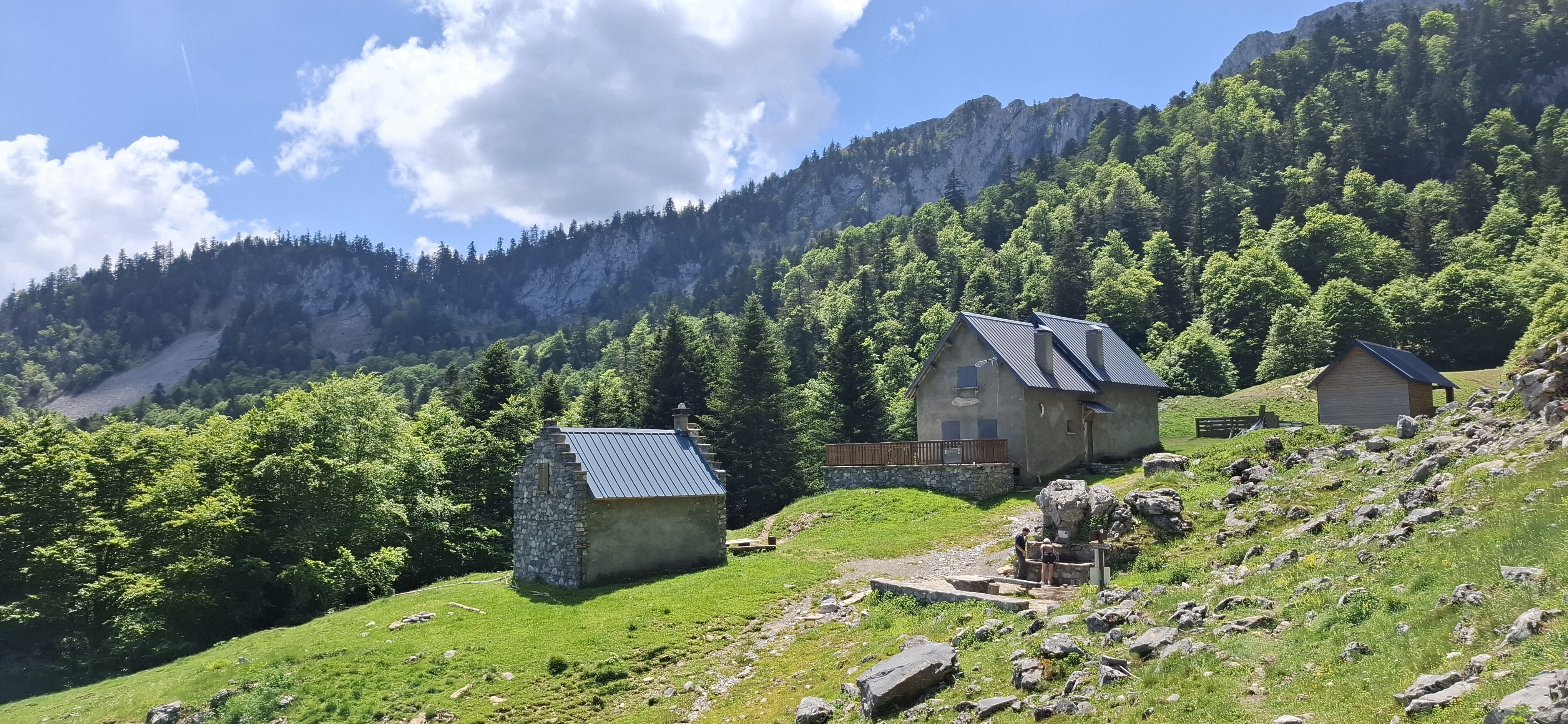 https://rehost.diberie.com/Picture/Get/f/516837