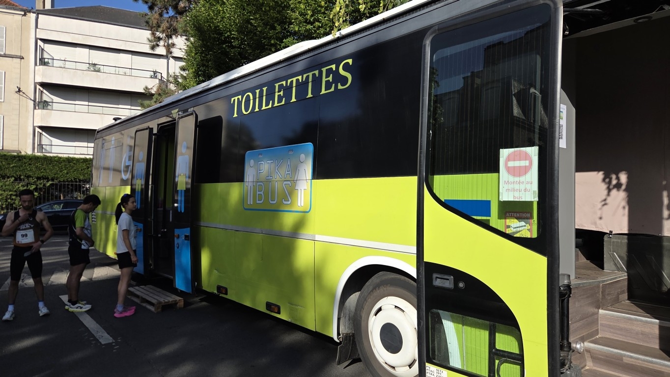 https://rehost.diberie.com/Picture/Get/f/521746