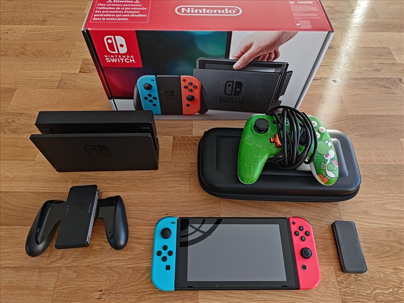 Console NINTENDO Switch V1 (Avec boite)