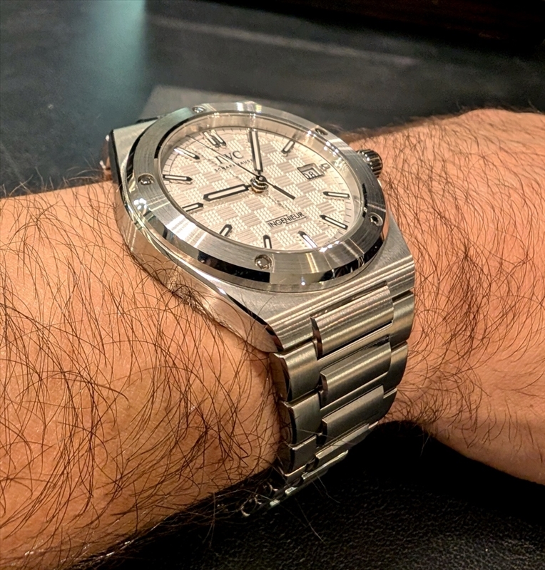 IWC Ingenieur Automatic 40 - Prix et Cadran 386765