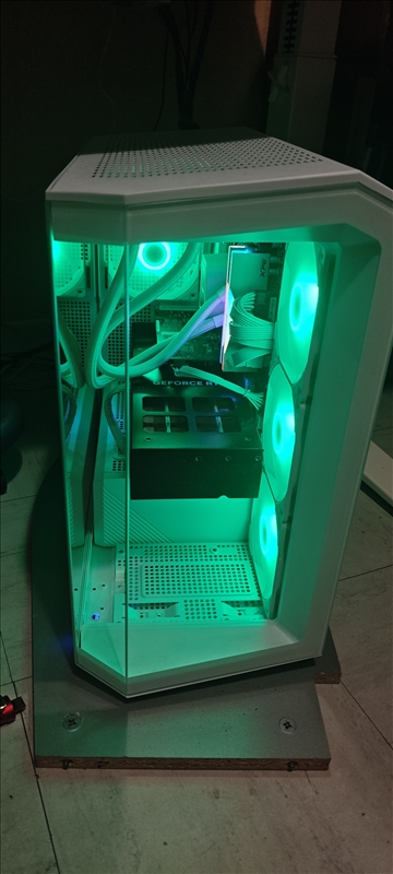 https://rehost.diberie.com/Picture/Get/r/502773