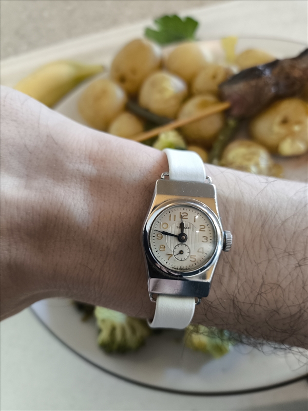 https://rehost.diberie.com/Picture/Get/r/512562