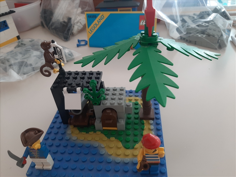 https://rehost.diberie.com/Picture/Get/r/532362