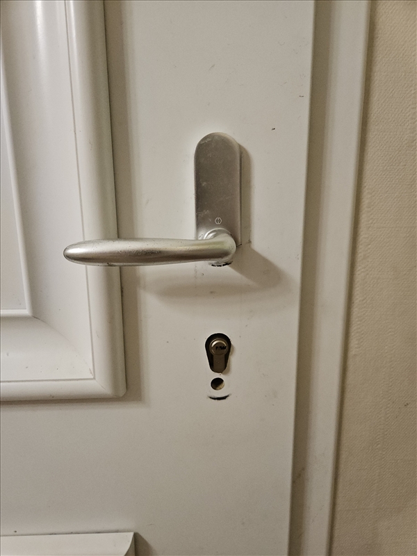 https://rehost.diberie.com/Picture/Get/r/538014