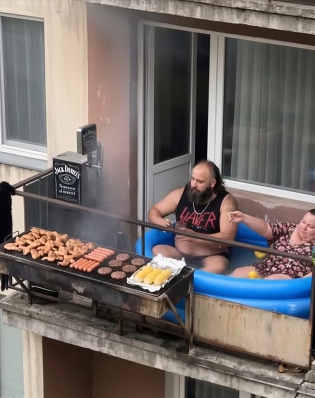 https://rehost.diberie.com/Picture/Get/r/541666