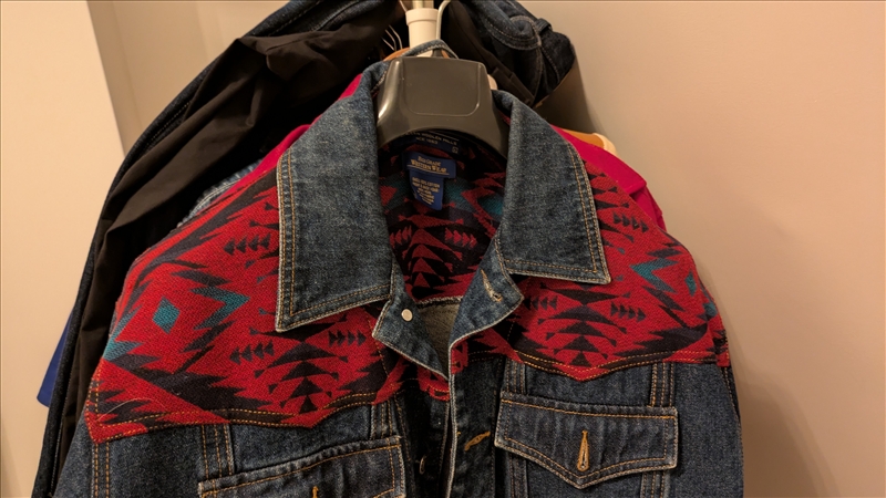 https://rehost.diberie.com/Picture/Get/r/542429