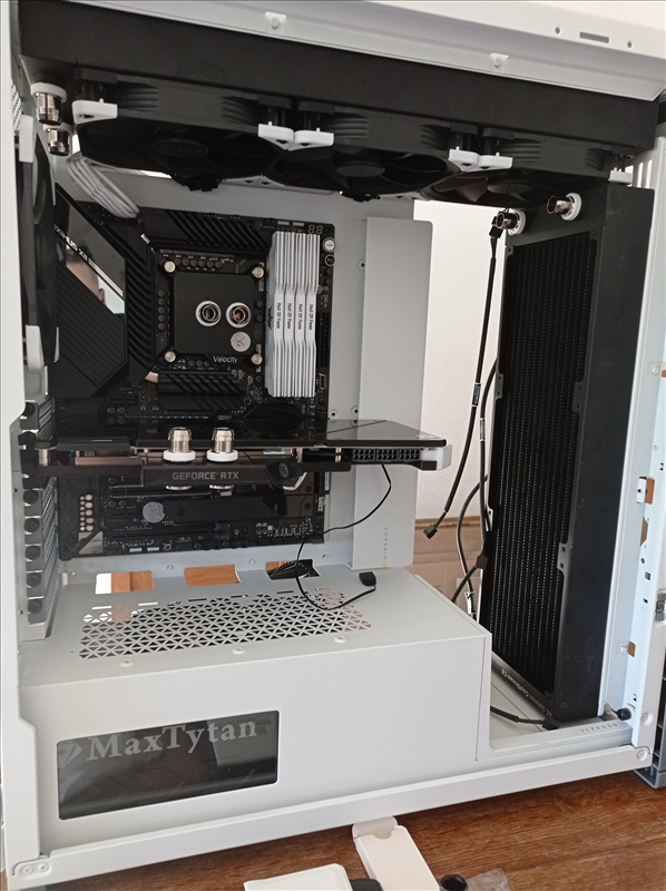 https://rehost.diberie.com/Picture/Get/r/62344