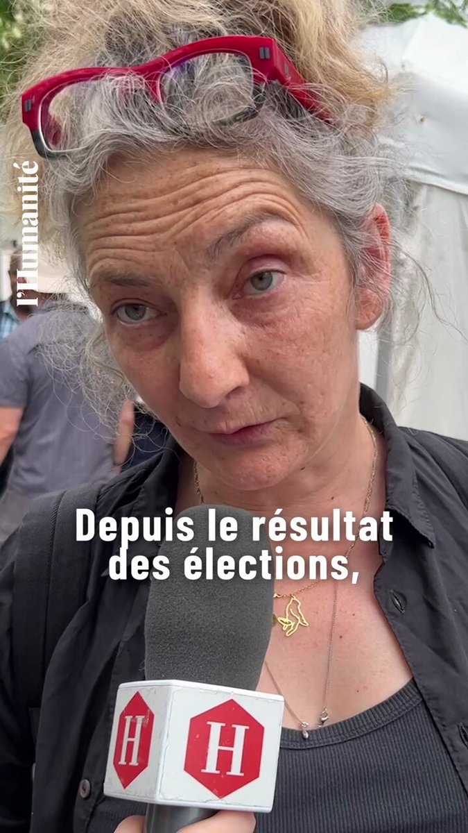 https://rehost.diberie.com/Rehost?size=min&url=https://pbs.twimg.com/amplify_video_thumb/1806393321993928704/img/EE7YZEGfqJO9edNl.jpg&hfr-url-data=https%3A%2F%2Fvideo.twimg.com%2Famplify_video%2F1806393321993928704%2Fvid%2Favc1%2F720x1280%2FjDxN1oSbTtRE1hE4.mp4%3Ftag%3D14&hfr-media-type=video%2Fmp4