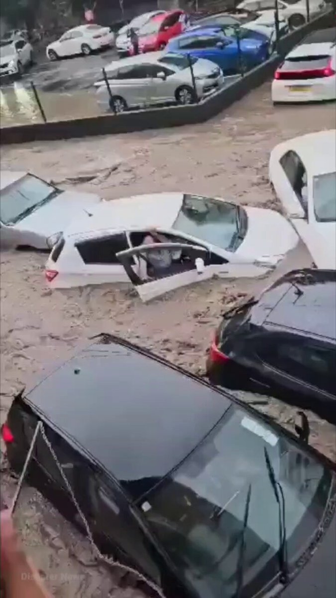 https://rehost.diberie.com/Rehost?size=min&url=https://pbs.twimg.com/ext_tw_video_thumb/1746867107185283072/pu/img/MAlw1Mgef-ticjpB.jpg&hfr-url-data=https%3A%2F%2Fvideo.twimg.com%2Fext_tw_video%2F1746867107185283072%2Fpu%2Fvid%2Favc1%2F720x1280%2Fwr6Nw6oN7mXigrf5.mp4%3Ftag%3D12&hfr-media-type=video%2Fmp4