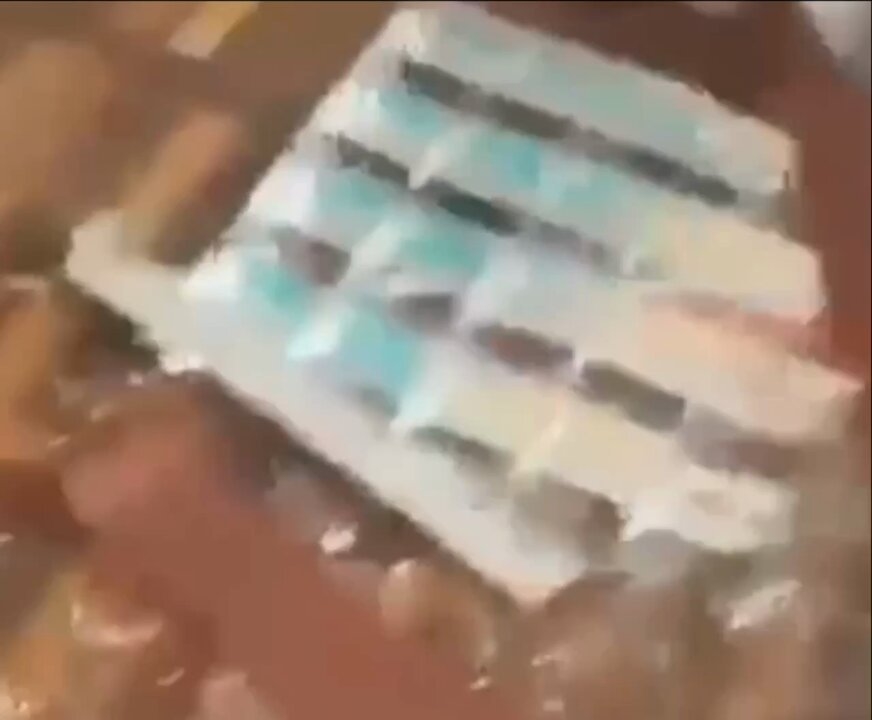 https://rehost.diberie.com/Rehost?size=min&url=https://pbs.twimg.com/ext_tw_video_thumb/1775213288168542208/pu/img/h26Rdls2-fMd4ymI.jpg&hfr-url-data=https%3A%2F%2Fvideo.twimg.com%2Fext_tw_video%2F1775213288168542208%2Fpu%2Fvid%2Favc1%2F872x720%2FP2auJHVcaotck_gG.mp4%3Ftag%3D12&hfr-media-type=video%2Fmp4