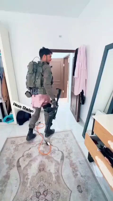 https://rehost.diberie.com/Rehost?size=min&url=https://pbs.twimg.com/ext_tw_video_thumb/1883552951513305088/pu/img/8X-z1fxgSlrMYOUq.jpg&hfr-url-data=https%3A%2F%2Fvideo.twimg.com%2Fext_tw_video%2F1883552951513305088%2Fpu%2Fvid%2Favc1%2F478x848%2Fhsh0zwL7rMbpxErz.mp4%3Ftag%3D12&hfr-media-type=video%2Fmp4