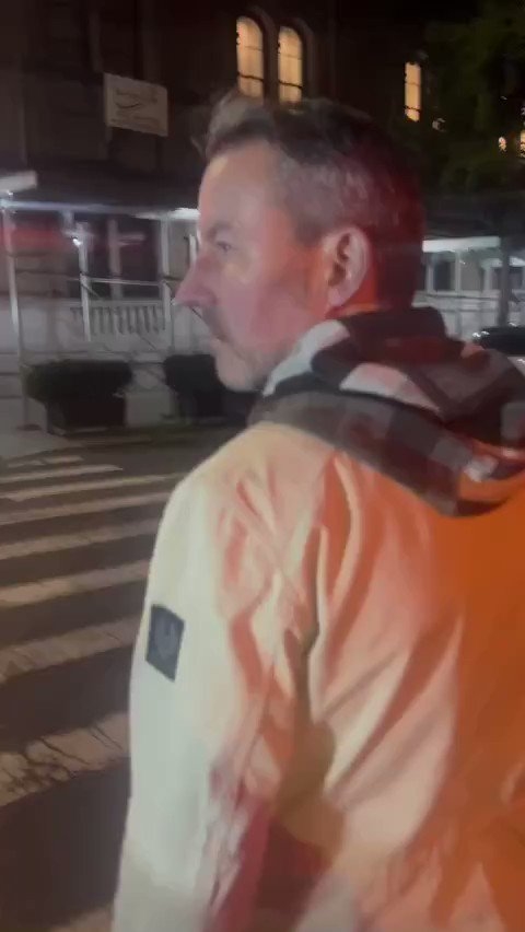 https://rehost.diberie.com/Rehost?size=min&url=https://pbs.twimg.com/amplify_video_thumb/1716288652370677760/img/qGSTivX0-UgscqbX.jpg&hfr-url-data=https%3A%2F%2Fvideo.twimg.com%2Famplify_video%2F1716288652370677760%2Fvid%2Favc1%2F320x568%2FNonu20LW_hrKoCHh.mp4%3Ftag%3D14