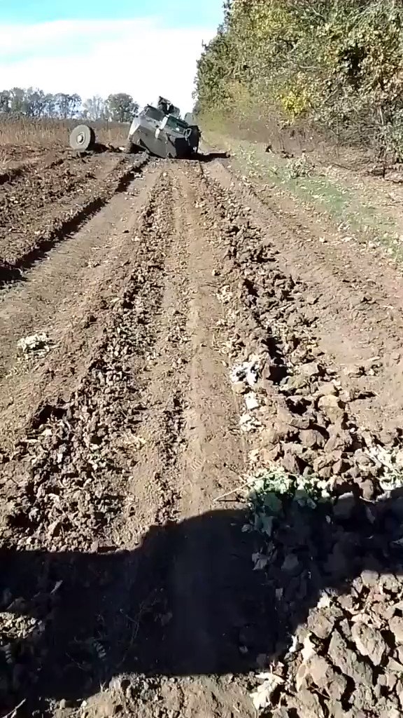 https://rehost.diberie.com/Rehost?size=min&url=https://pbs.twimg.com/ext_tw_video_thumb/1585220405727576064/pu/img/iNMkB-yNFivHGUfi.jpg&hfr-url-data=https%3A%2F%2Fvideo.twimg.com%2Fext_tw_video%2F1585220405727576064%2Fpu%2Fvid%2F576x1024%2FP2TllaUAYbULjuMo.mp4%3Ftag%3D12