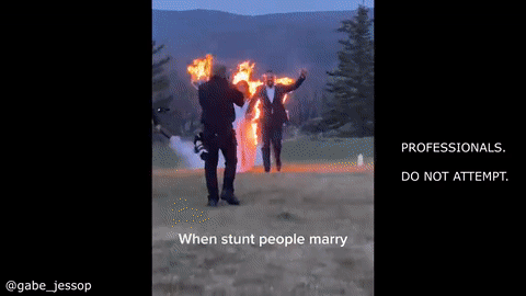 https://rehost.diberie.com/Uploads/0/20220630-123901-c9e6a436-484a-4a57-8978-1f44b8fd8b46.0.pic.gif
