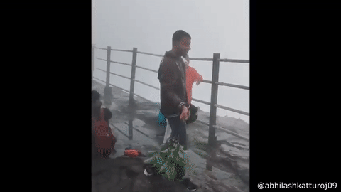 https://rehost.diberie.com/Uploads/0/20220729-102417-fc8e0781-9f83-4fc6-a0db-e9357277804f.0.pic.gif