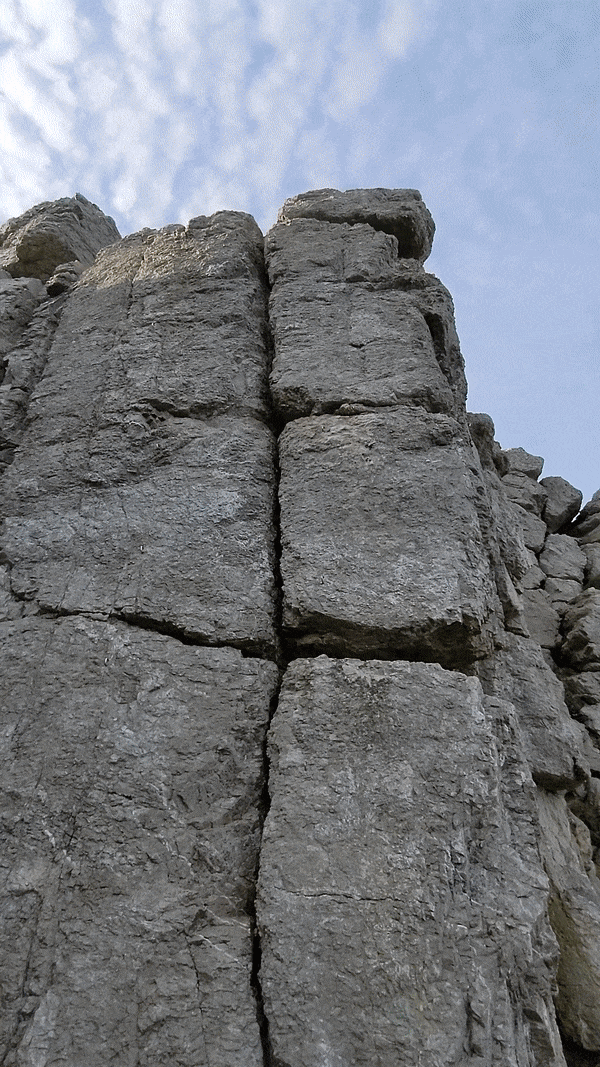https://rehost.diberie.com/Uploads/0/20230414-141126-76862452-a3f2-4122-b5de-d29363f6bbdf.0.pic.gif
