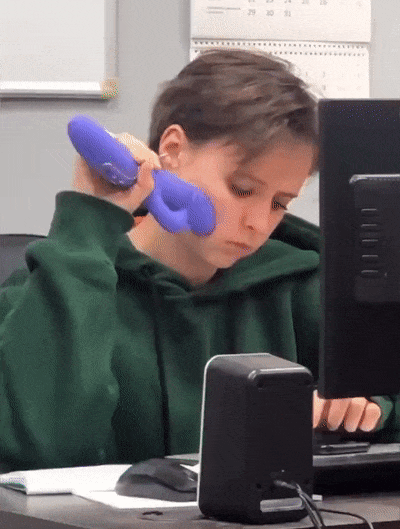 https://rehost.diberie.com/Uploads/0/20230930-192351-eb7a647f-4e5c-44f1-aab0-6f88045e0159.0.pic.gif