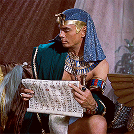 https://rehost.diberie.com/Uploads/0/20250126-123122-22135bb9-2308-40d4-8fe1-fa2d62be861a.0.pic.gif