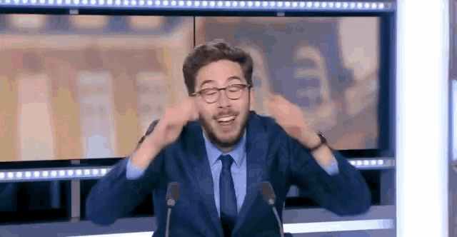 https://rehost.diberie.com/Uploads/0/20250818-110231-652e649f-6d60-4f78-841f-8108830b0c89.0.pic.gif