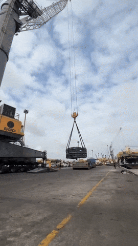 https://rehost.diberie.com/Uploads/0/20250928-160646-f1b1d9ac-3d8a-421f-89a4-101d696c8f17.0.pic.gif