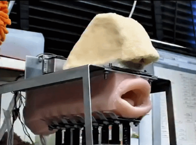 https://rehost.diberie.com/Uploads/0/20260511-151540-958bc8ec-5191-4329-8000-cea3cb88f6b5.0.pic.gif