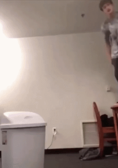 20241029-210208-913cbf47-8c1d-4cbe-8fa4-80e054e09c80.11395.pic.gif