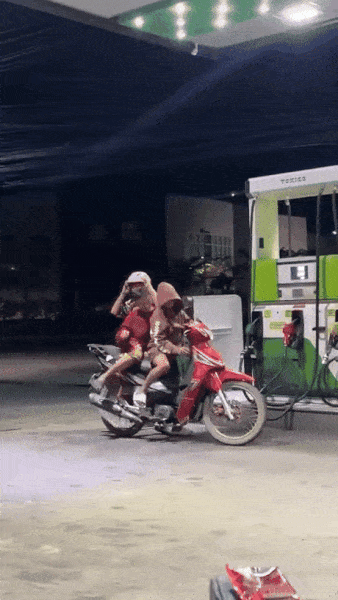 20250211-210134-751d9f42-6154-4fa7-8da5-7f8e528dd492.11395.pic.gif