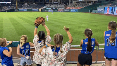 https://rehost.diberie.com/Uploads/384/20220910-192543-dcdeed33-8c6a-4095-a0d5-9c13009d5583.384.pic.gif