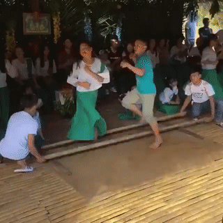 https://rehost.diberie.com/Uploads/384/20221002-170416-19e5b24e-9223-4ccb-8666-cbb524add1e6.384.pic.gif