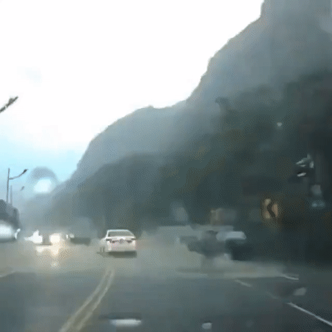 https://rehost.diberie.com/Uploads/384/20221003-183657-ac41f7b9-b36a-471c-90e6-56dc92d3cf50.384.pic.gif
