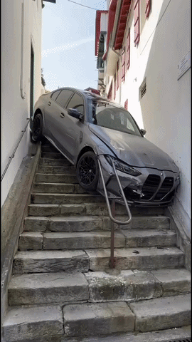 https://rehost.diberie.com/Uploads/384/20260504-100830-ee6b4301-ee1f-43d8-9575-dc4638d86986.384.pic.gif