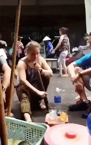 https://rehost.diberie.com/Uploads/384/20260620-161755-ef4932a5-bff1-4ad0-a1e3-42a42265743e.384.pic.gif
