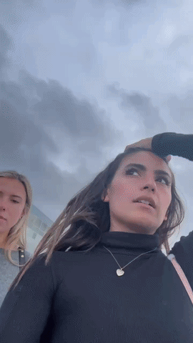 https://rehost.diberie.com/Uploads/384/20260621-150701-f91f24bc-229f-4ae8-aa33-4b76168e7dac.384.pic.gif