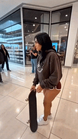 20260715-125757-d0945616-8b97-4f2b-af85-f1ac95d9ddd7.384.pic.gif